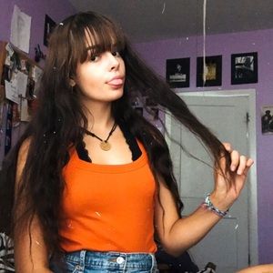 Meet your Posher, Brooke